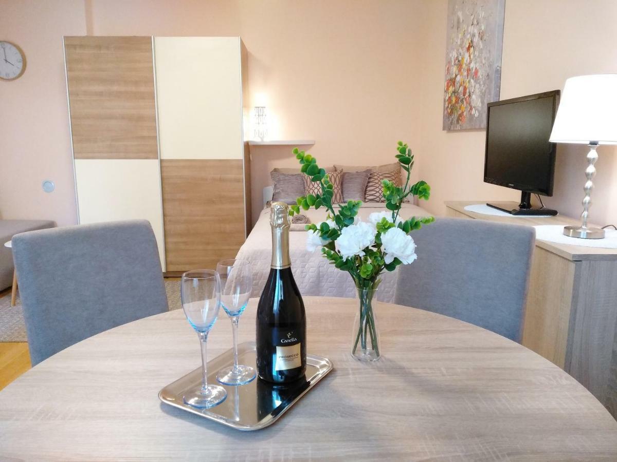 Sunray Studio Apartment Zagreb Dış mekan fotoğraf